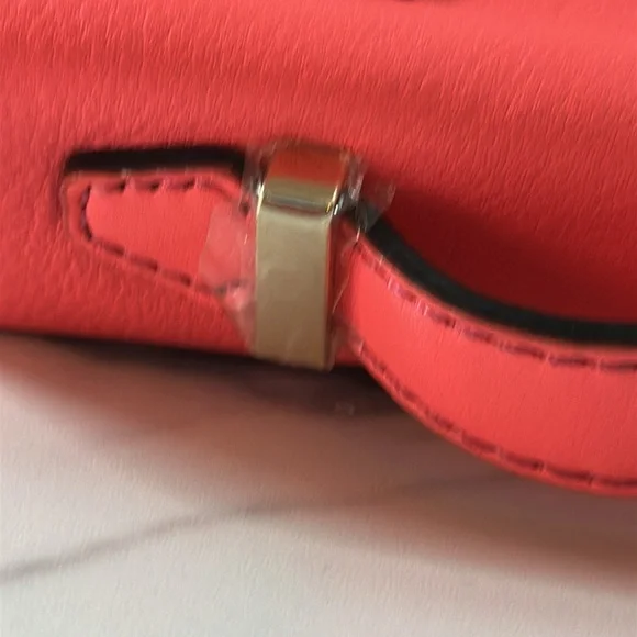 New- Lola Avenue “Lia” Kate Spade bright color Satchel with Gold-Tone Accents - Picture 12 of 17